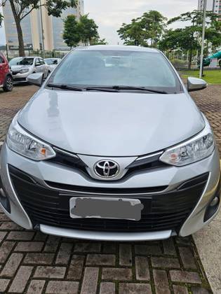 TOYOTA YARIS 1.5 16V FLEX SEDAN XS MULTIDRIVE TOYOTA YARIS 1.5 16V FLEX SEDAN XS MULTIDRIVE